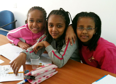 3girls-400px